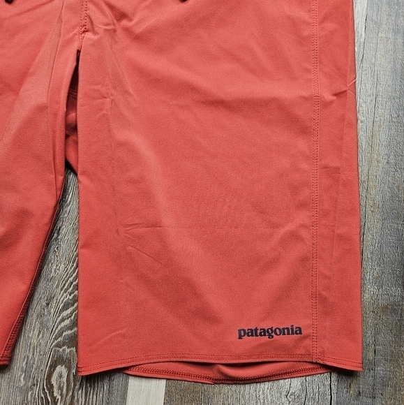 Patagonia Hydro Series Boardshorts NEW Men's 30 Style 86480 Red - Picture 5 of 7
